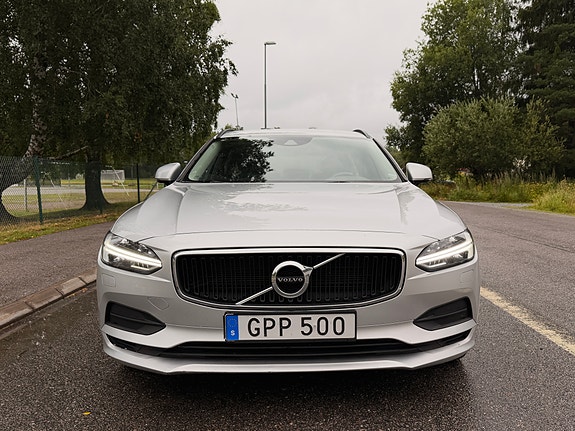 Volvo V90 3 of 5