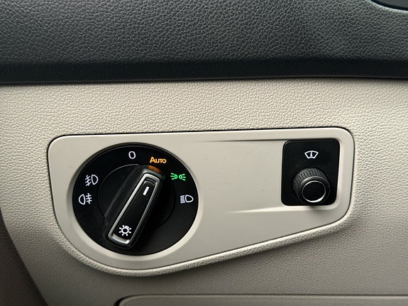 Volkswagen Tiguan 24 of 27