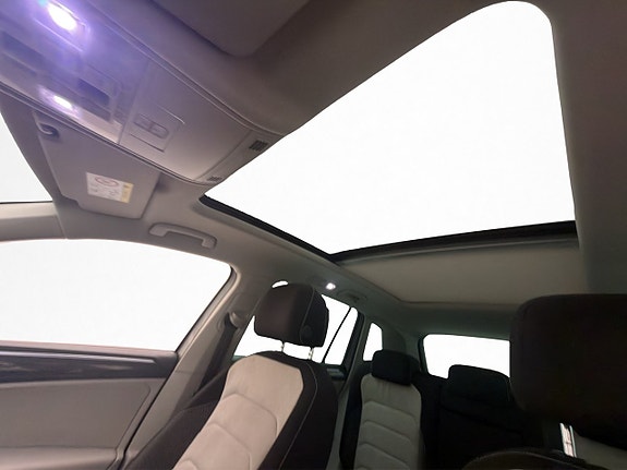 Volkswagen Tiguan 10 of 27