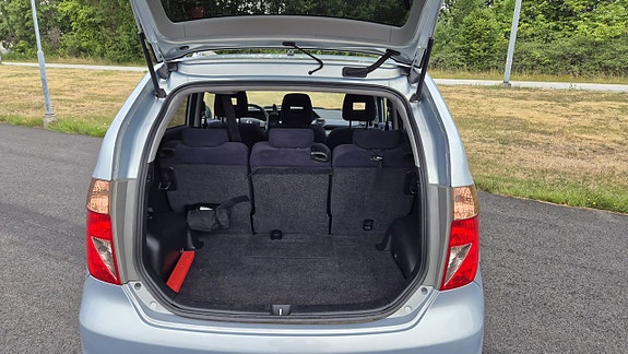 Honda FR-V 5 of 5