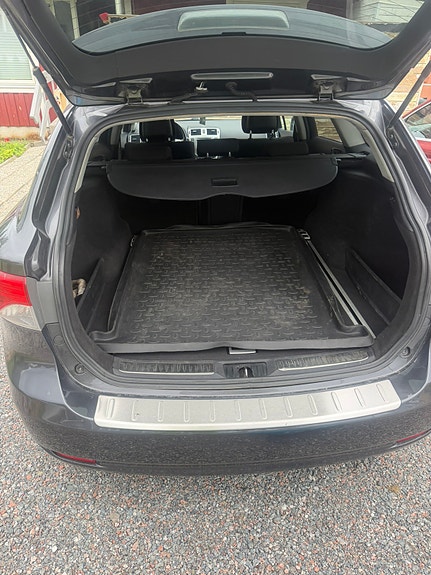 Toyota Avensis 4 of 8