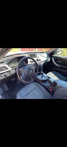 BMW 320d 4 of 4