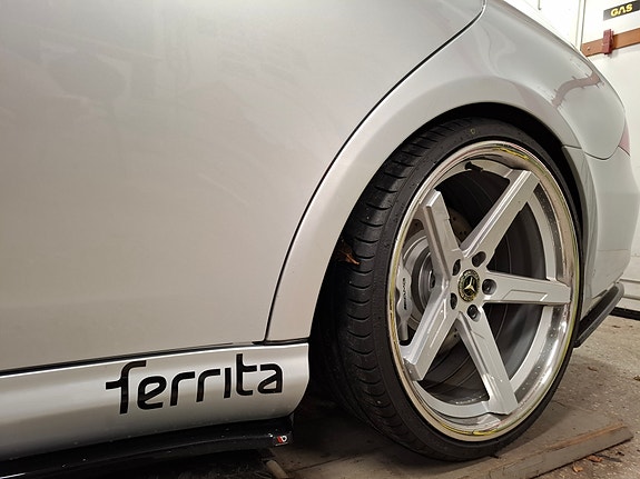 Mercedes-Benz CLS55 7 of 18
