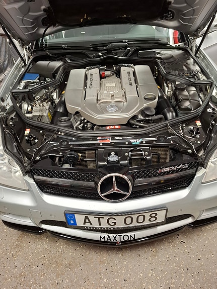 Mercedes-Benz CLS55 2 of 18
