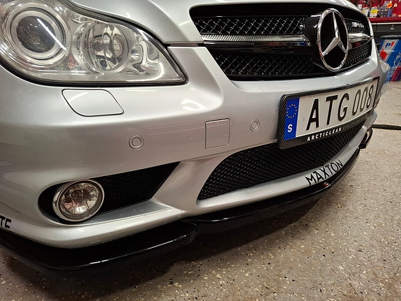 Mercedes-Benz CLS55 8 of 18