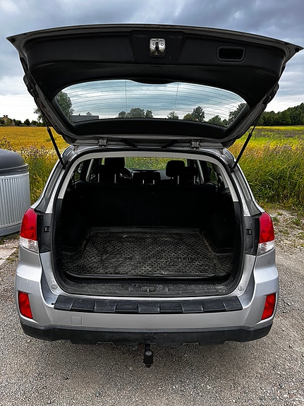 Subaru Outback 5 of 5