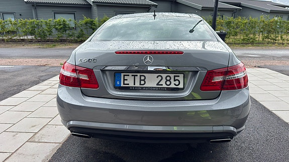 Mercedes-Benz E500 8 of 30