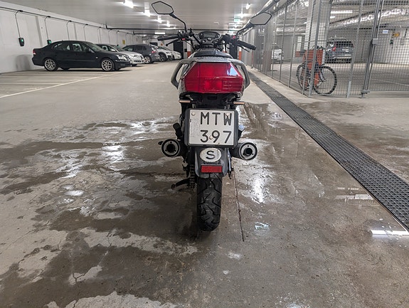 Yamaha XJ600 5 of 10