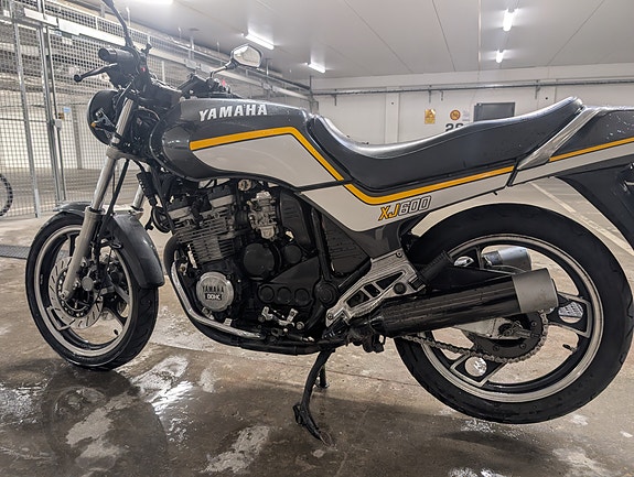 Yamaha XJ600 4 of 10