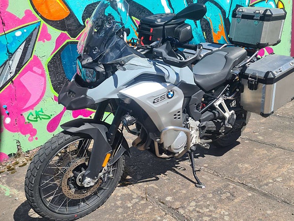 BMW F 850 GS Adventure 3 of 5