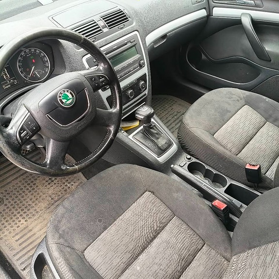 Skoda Octavia 9 of 9