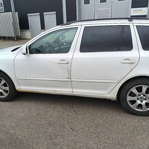 Skoda Octavia 7 of 9