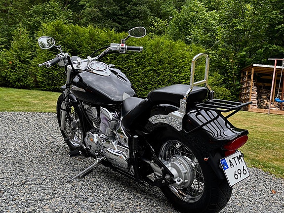 Yamaha XVS1100A 2 of 8