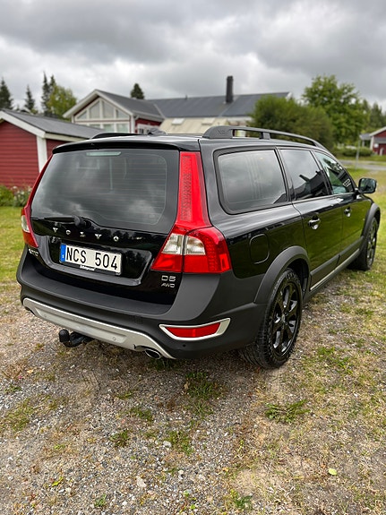 Volvo XC70 4 of 5