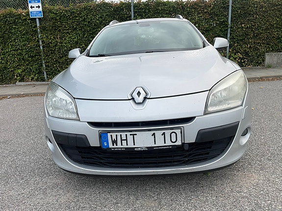 Renault Megane III 3 of 7