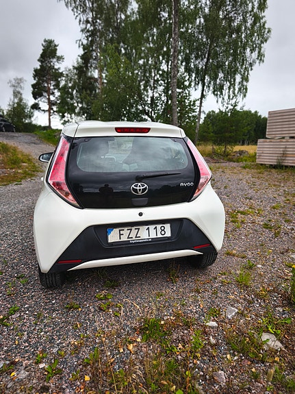 Toyota Aygo 3 of 3