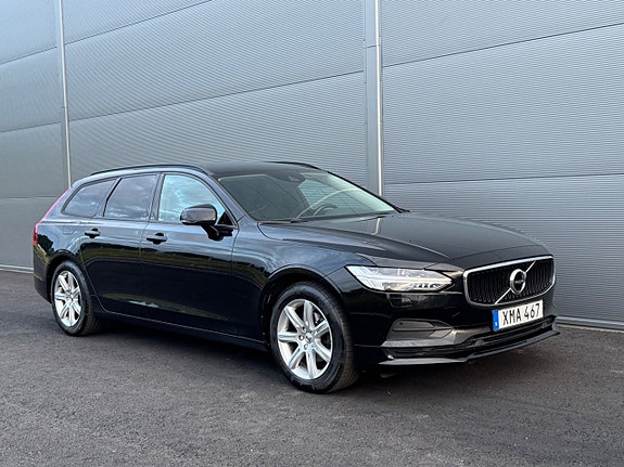 Volvo V90 2 of 5