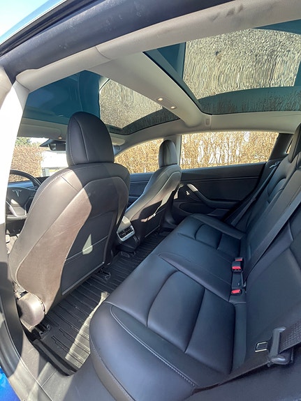 Tesla Model 3 5 of 5