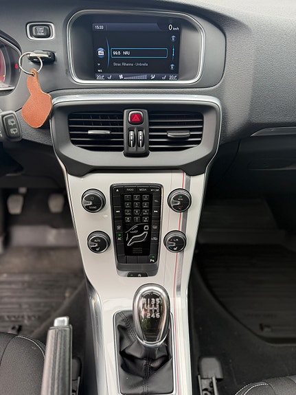 Volvo V40 8 of 8