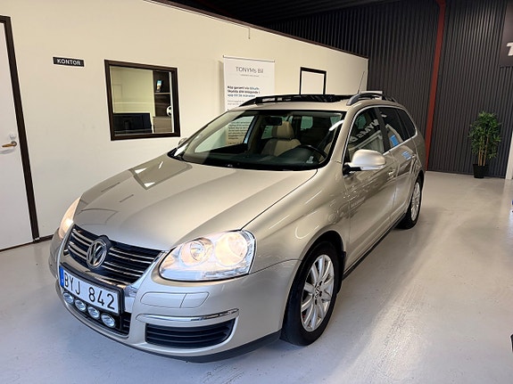 Volkswagen Golf V 8 of 26