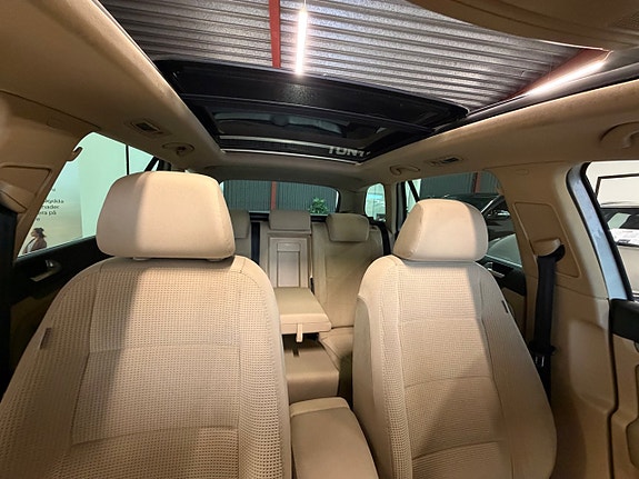Volkswagen Golf V 26 of 26