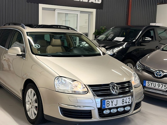 Volkswagen Golf I 2 of 5
