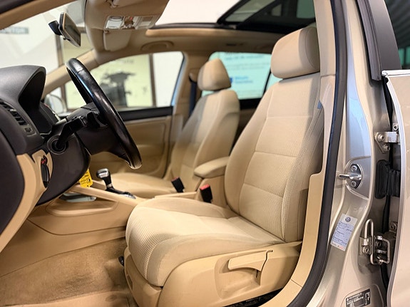 Volkswagen Golf V 20 of 26