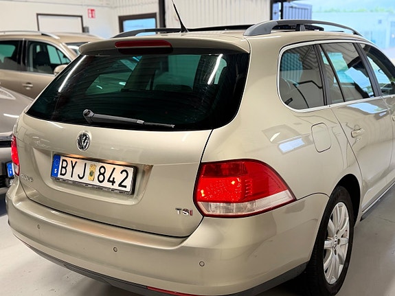 Volkswagen Golf V 15 of 26