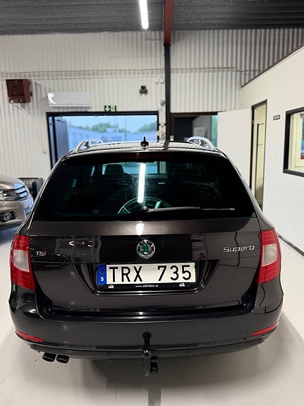 Skoda Superb 10 of 21