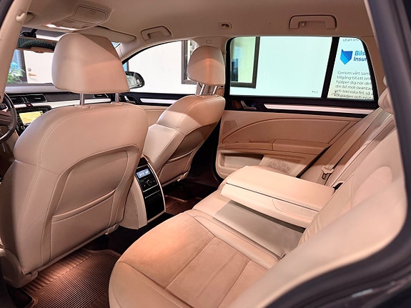 Skoda Superb 14 of 21