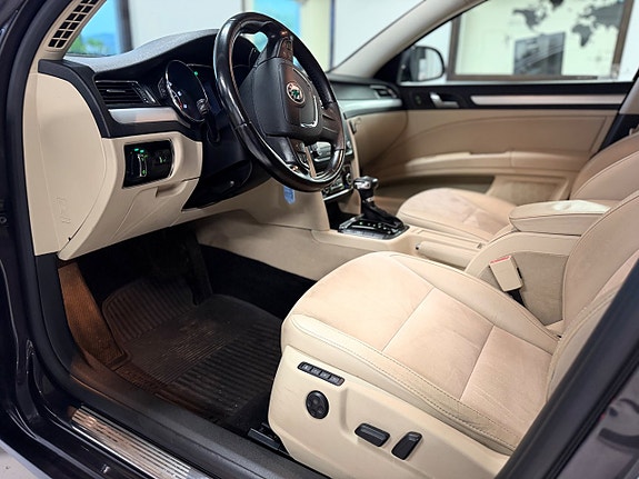 Skoda Superb 13 of 21