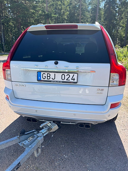Volvo XC90 7 of 8