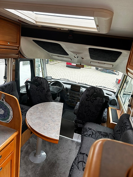 Rapido 986M 28 of 30