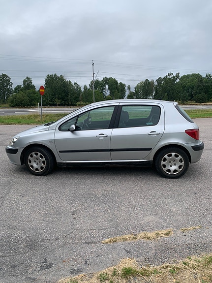 Peugeot 307 4 of 5