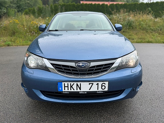 Subaru Impreza 3 of 5