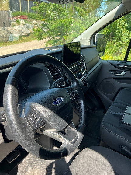 Ford Transit Custom 12 of 15