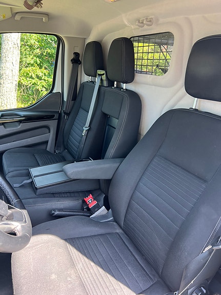 Ford Transit Custom 13 of 15