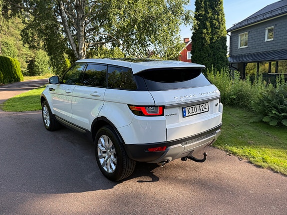 Land Rover Range Rover Evoque 4 of 5