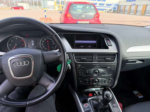 Audi A4 5 of 5