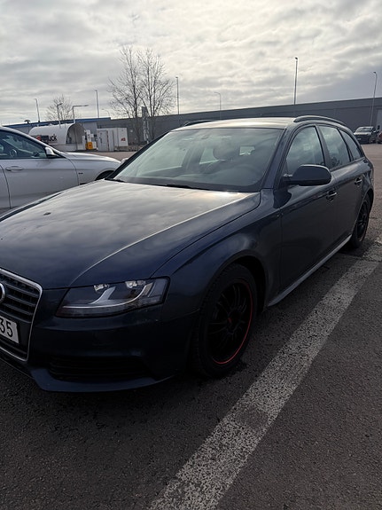 Audi A4 3 of 5