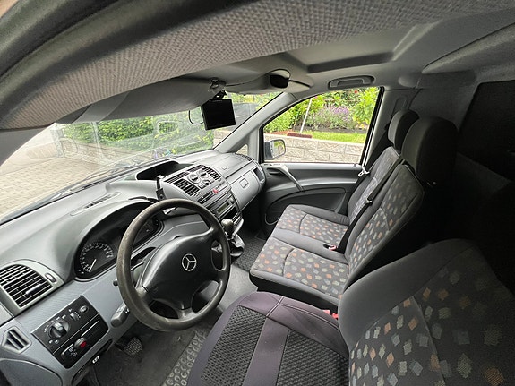 Mercedes-Benz Vito 111 13 of 17
