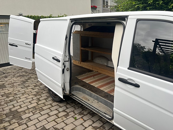 Mercedes-Benz Vito 111 9 of 17