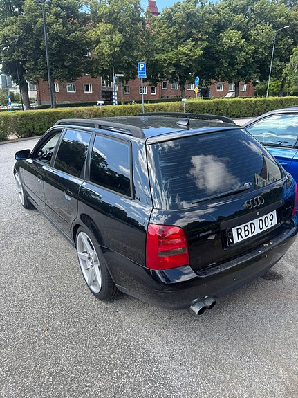 Audi A4 3 of 5