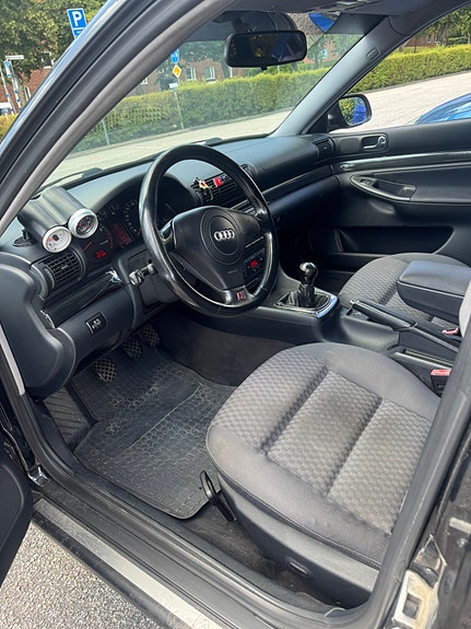 Audi A4 8 of 10