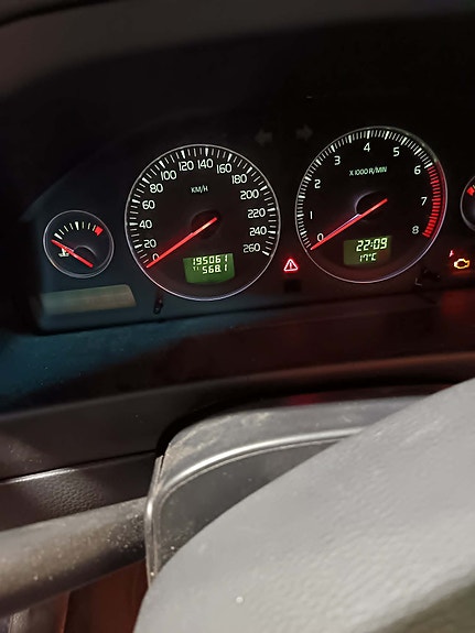 Volvo S60 2 of 5