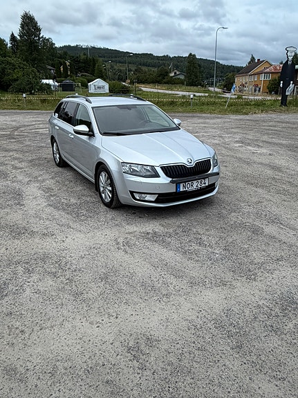 Skoda Octavia 5 of 5