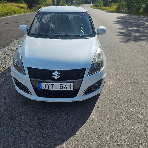 Suzuki Swift 7 of 11