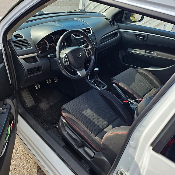 Suzuki Swift 5 of 11