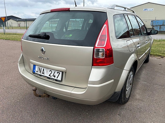 Renault Megane II 4 of 8
