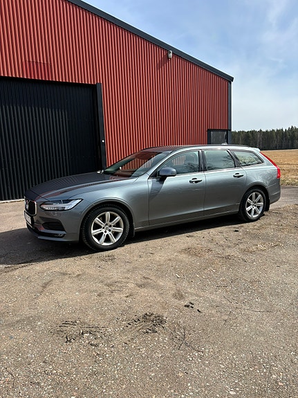 Volvo V90 4 of 5